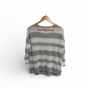 2/$25 G.H. Bass & Co. Women's Lightweight Striped Gray and White Knit Sweater